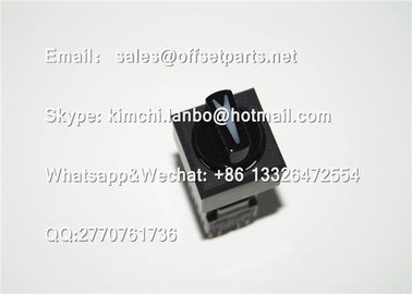 China 5BB-6102-020 AG225-PL3W22E3 komori push button switch original offset printing machine spare parts supplier