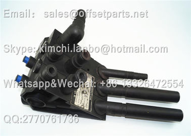 153.47.2876 700.29.2953 Водоотводный клапан Оригинальный и использованный SM52 Водяной бак Оффсетный пресс Части печатных машин поставщик