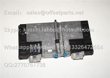 173943 Силиндровый клапан R702 0,65W 21VDC IP00/65 Оффсетная печатная машина запасные части Соленоидный клапан поставщик