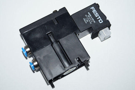 М2.184.1111 4 / 2 Way Festo клапаны Части печатных машин Черный цвет MEBH-4/2-QS-4-SA 160240
